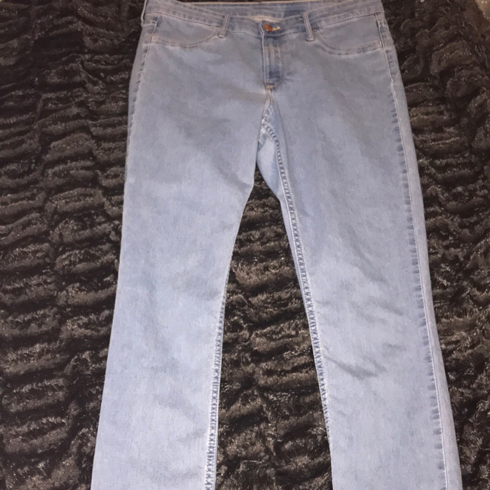 Light wash high rise H&M skinny jeans